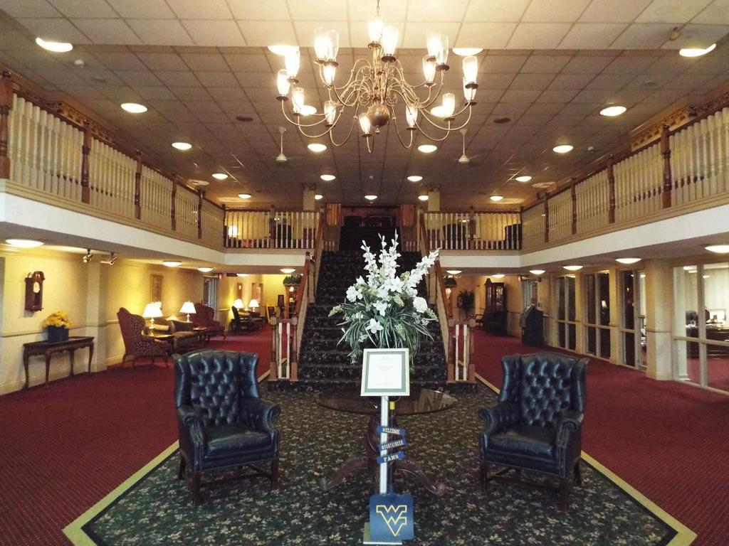 Ramada Conference Center Hotel Morgantown Exterior photo